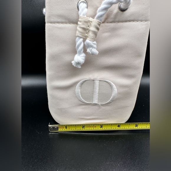 DIOR!! Cream and Twill Drawstring Pouch for Makeup or storage Bag - Picture 9 of 11